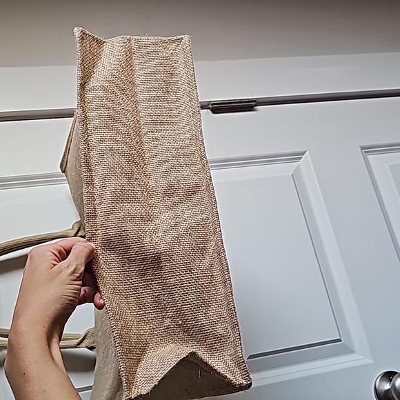 Hello Vacay Beach Bag and NWT Hello Weekend Leather Coozie - Picture 7 of 10